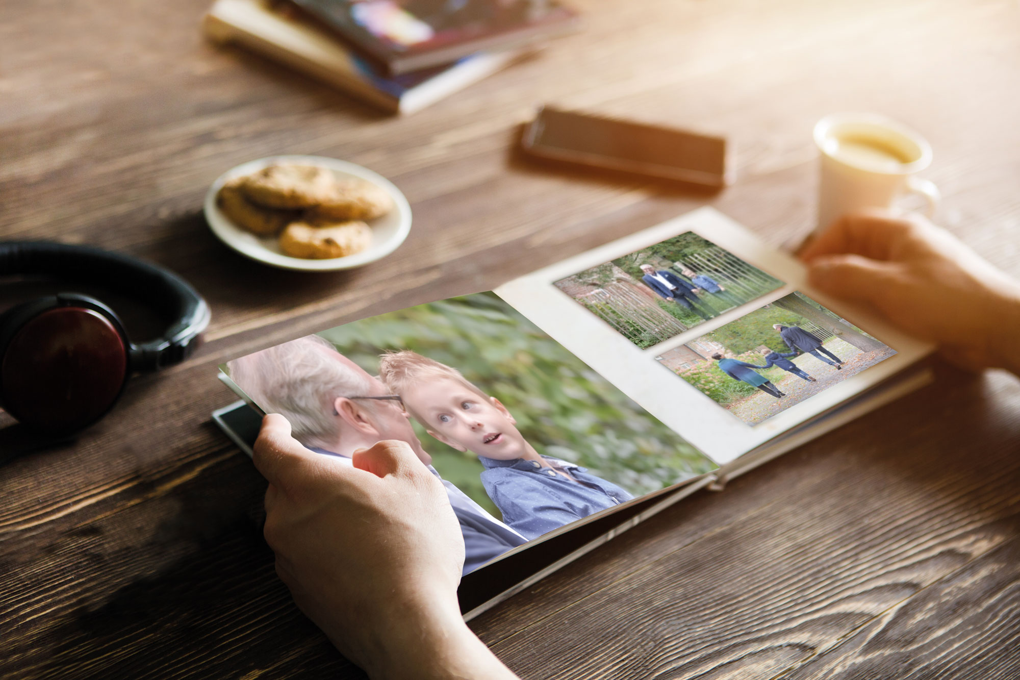 Aufgeschlagenes Fotobuch